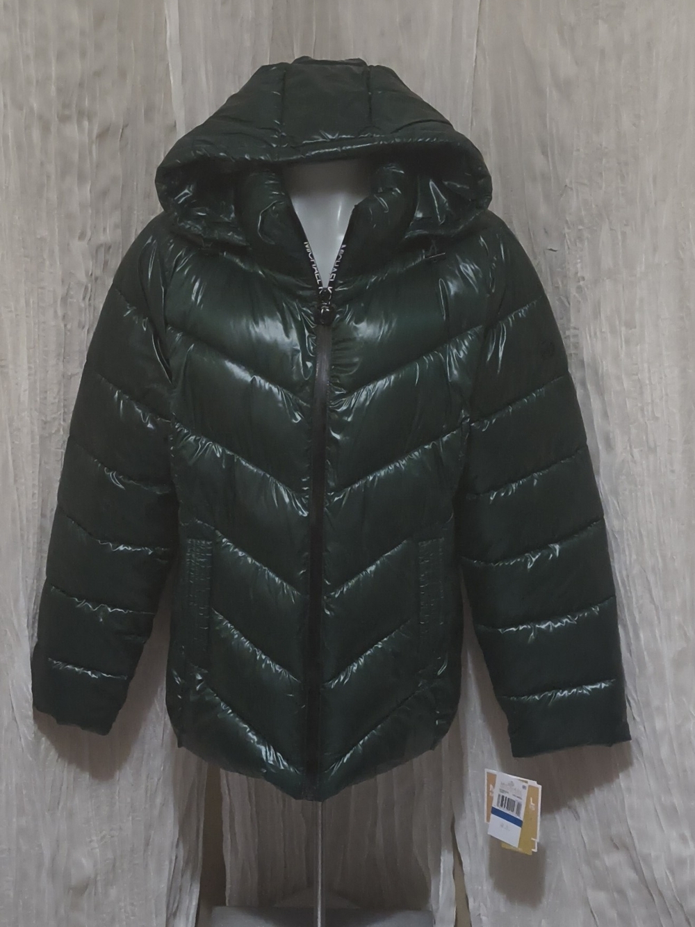 Michael Kors Kids Hooded Puffer Jacket in Forest Green